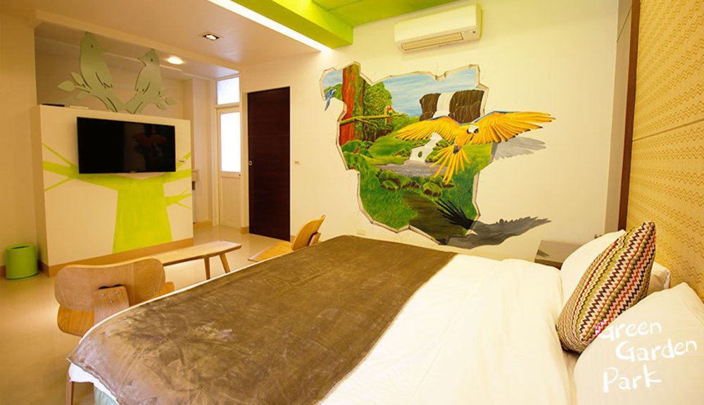 Green Park Homestay Luodong Esterno foto